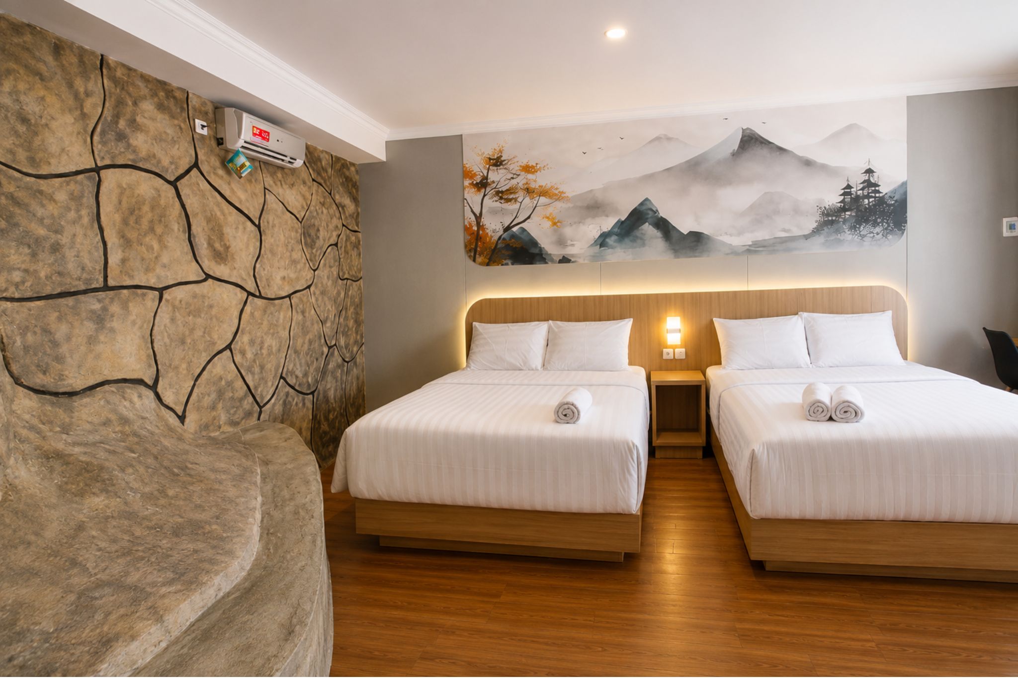 Deluxe room 2