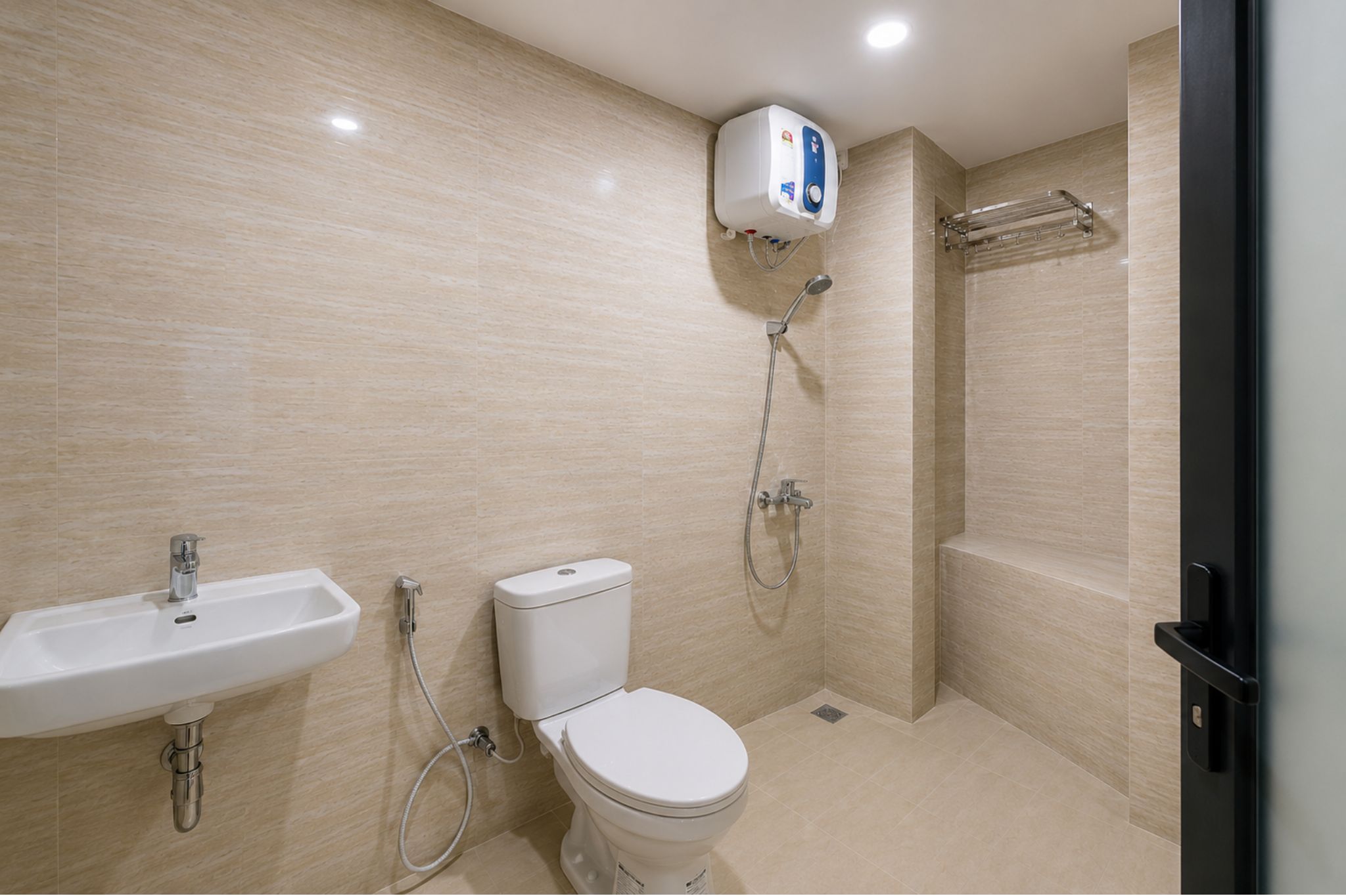 Deluxe room 4