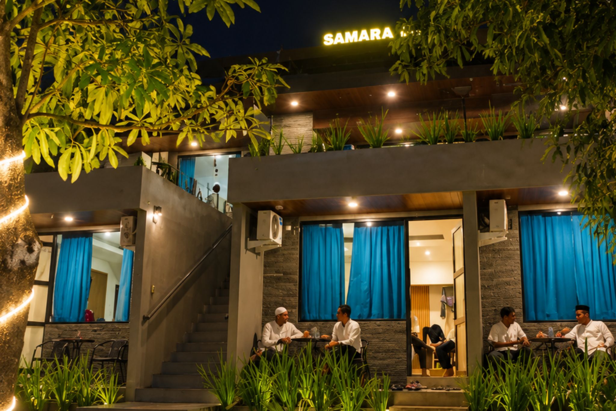 Samara Villa bedroom with mountain forest view